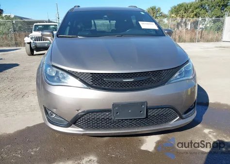 2018 Chrysler Pacifica Touring L из США, поврежденный, VIN 2C4RC1BG4JR294251